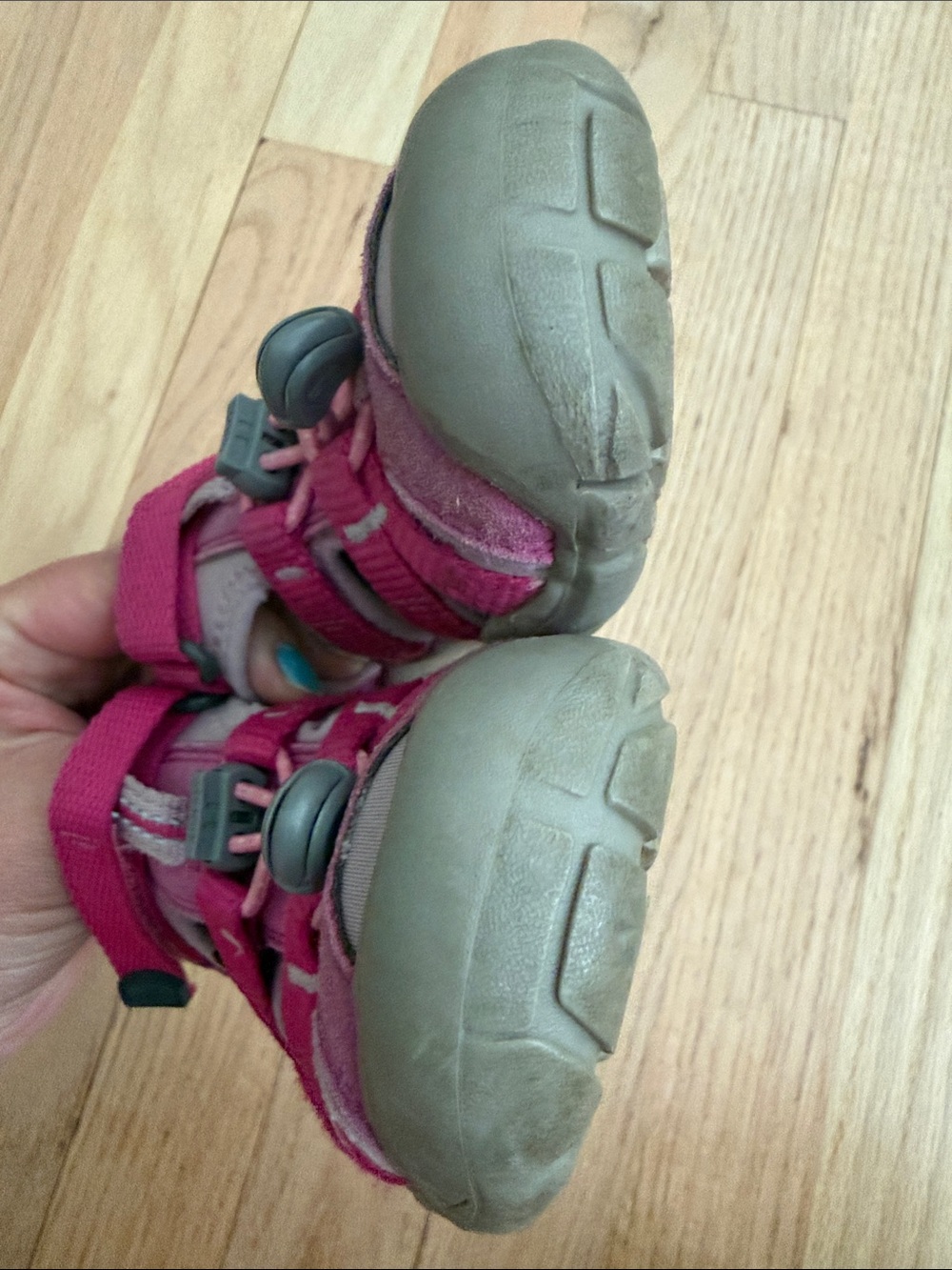Keen Kids Pink Closed-Toe Waterproof Outdoor Water Shoes/sandals - Picture 5 of 9